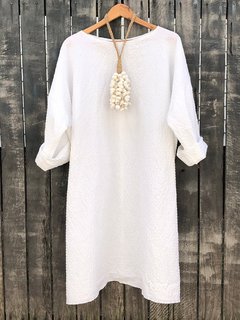 Modest Shift Round Neck Solid Color Polyester Casual Dresses (Style V100335)