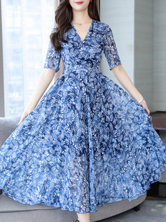 Elegant Flowy V-neck Printed Pattern Midi Dresses (Style V100380)