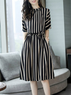 A-line Stand Collar Striped Pattern Polyester Casual Dresses (Style V100486)