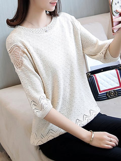 Round Neck Standard Casual Plain Knitted Sweater (Style V101173)