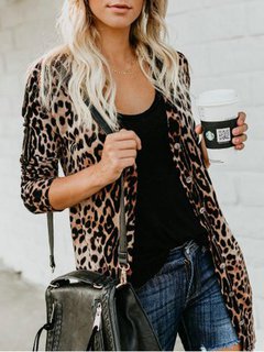 Round Neck Slim Fashion Leopard Patchwork Coat (Style V101378)