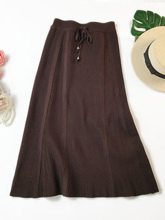 Mid-Calf Slow Life Bow Knitted Plain Skirt (Style V102012)