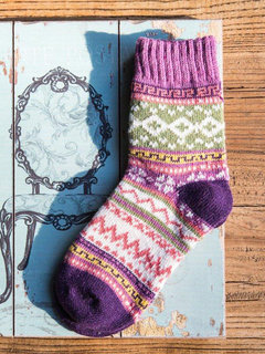 Fashion Geometric Polyester Socks (Style V102607)