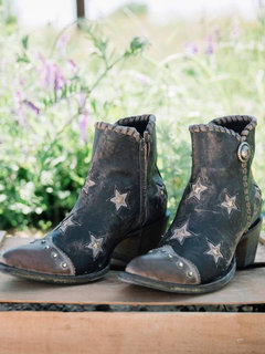 Date Night Zipper Artificial Leather Boots (Style V102673)