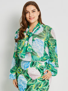 Standard Slim Floral Silk Pattern Blouse (Style V200176)