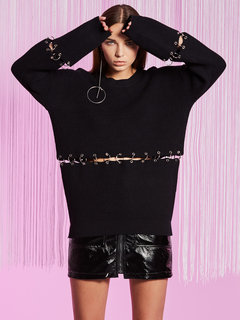 Round Neck Standard Plain Wool 3D Sweater (Style V200234)