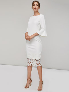 Basic Bodycon Off The Shoulder Plain Wavy Edge Knee Length Dresses (Style V200936)