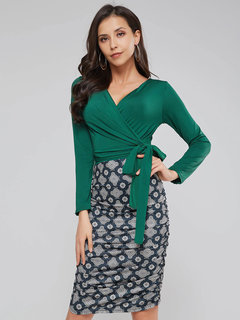 Elegant Bodycon V-neck Color Block Print Bodycon Dresses (Style V200954)