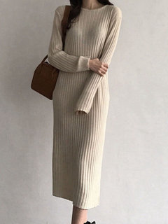 Slow Life Sweater Round Neck Solid Color Knitted Midi Dresses (Style V201857)