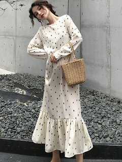 Glamorous A-line Round Neck Polka Dot Polyester Maxi Dresses (Style V201860)