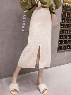 Mid-Calf Slow Life Asymmetrical Knitted Plain Skirt (Style V201887)
