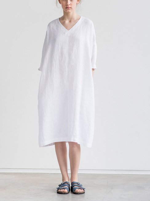 Cute Cocoon V-neck Solid Color Polyester Casual Dresses (Style V100334)