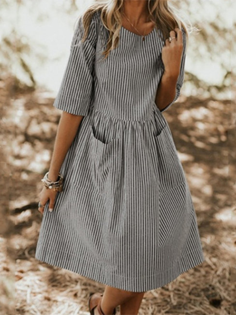 A-line Round Neck Striped Pattern Polyester Casual Dresses (Style V100531)