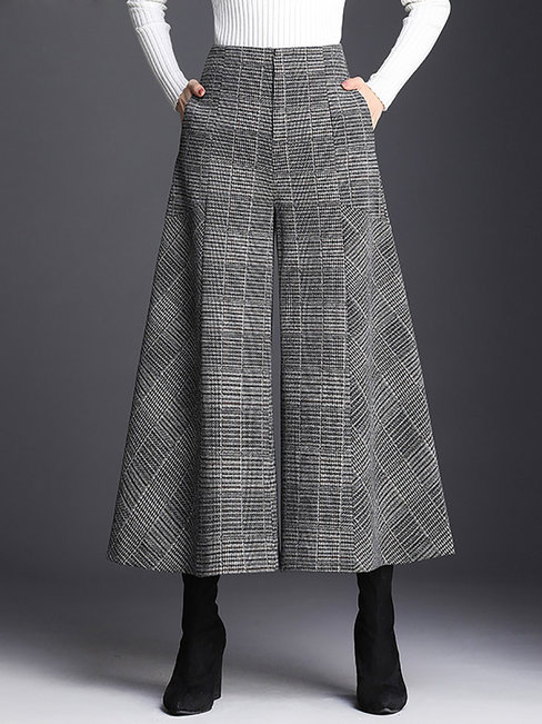 Ankle Length Loose Pockets Polyester Plaid Pants (Style V102291)