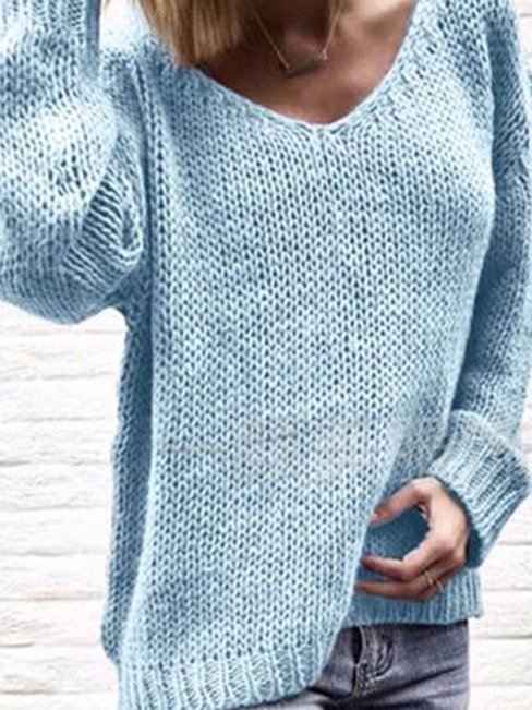 V-neck Short Fashion Plain Knitted Sweater (Style V102531)