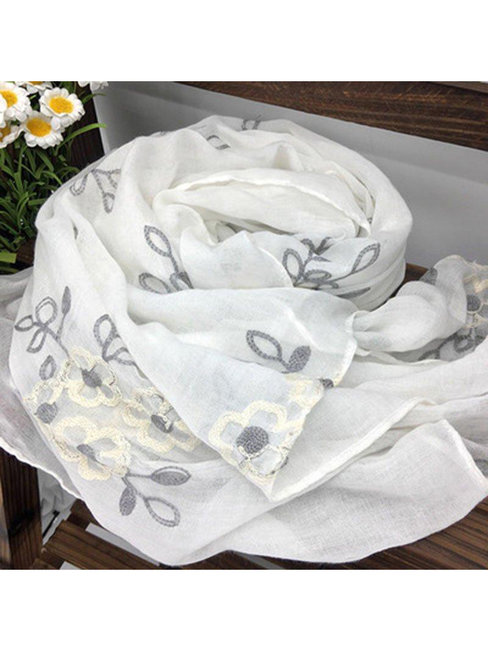 Travel Floral Polyester Shawl (Style V102570)